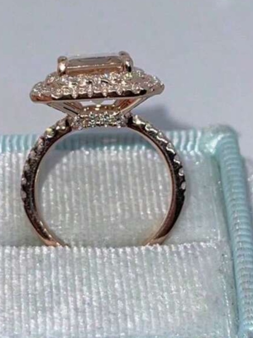 Rose gold ring - Picture 2 of 5